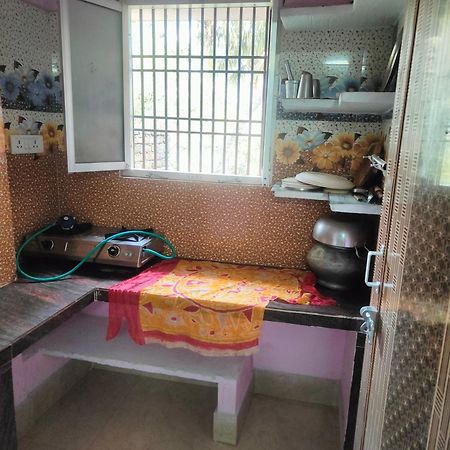 Jharana Guest House Puri Kültér fotó