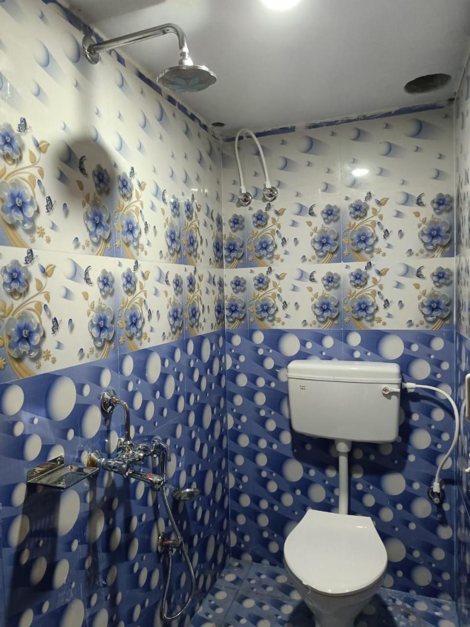 Jharana Guest House Puri Kültér fotó