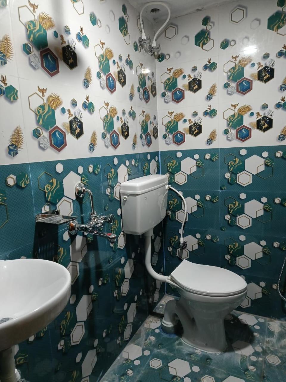 Jharana Guest House Puri Kültér fotó